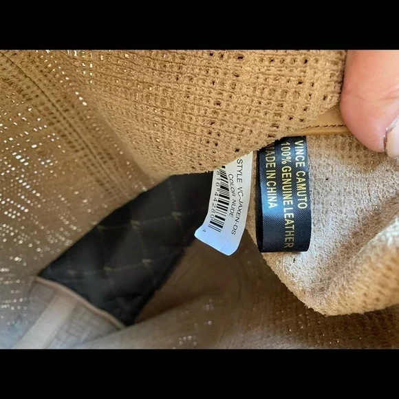 Vince Camuto/ 100 percent Leather Nude Jaxen Hobo - Picture 7 of 8